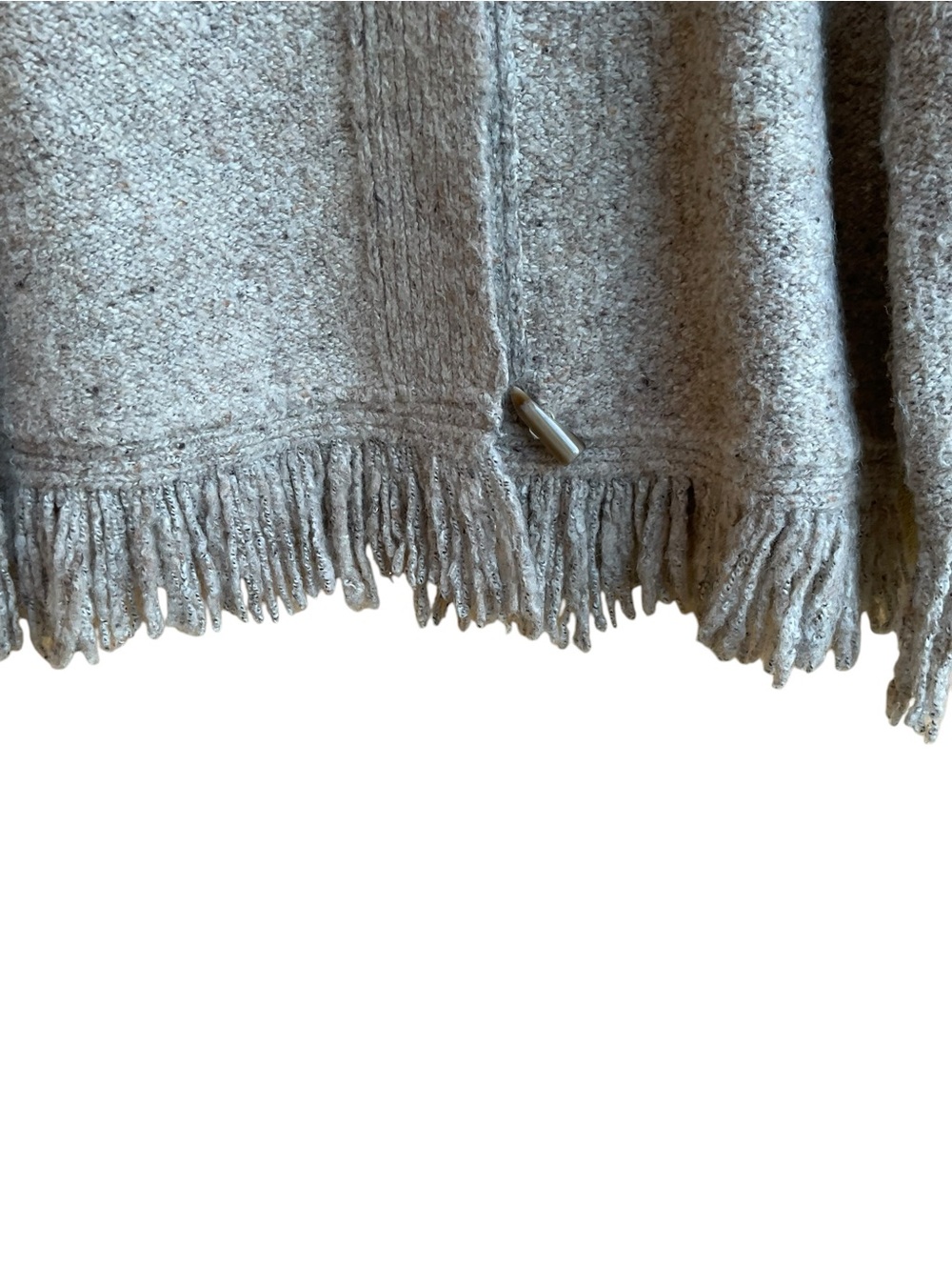 Ruby Rd  L Boho Poncho Cardigan Oatmeal Fringe Toggle Lagenlook Sweater VINTAGE - Picture 9 of 14